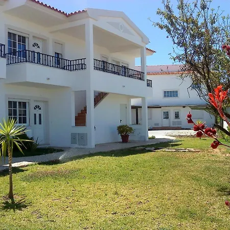 Apartamento With One Bedroom In Albufeira, With Wonderful Mountain View, Pool A...