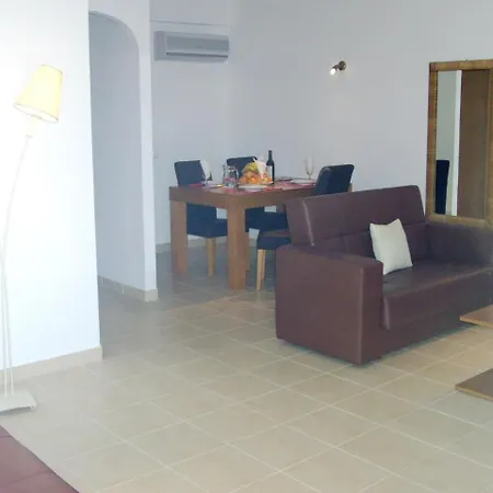 Apartamento With One Bedroom In Albufeira, With Wonderful Mountain View, Pool A...